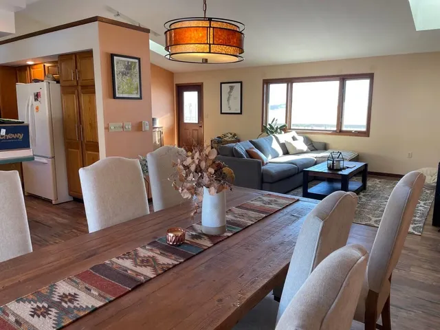 $2,400 | 6500 County Road K, Unit 2, Waunakee, WI 53597