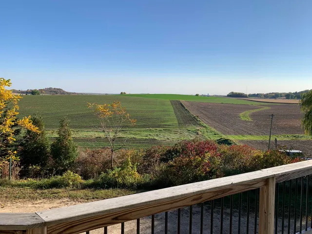 $2,400 | 6500 County Road K, Unit 2, Waunakee, WI 53597