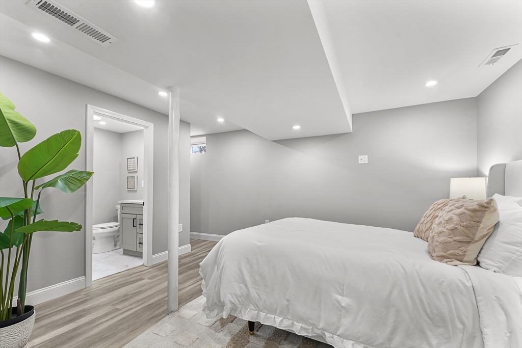 10 Van Brunt Street Boston, MA 02136 - Photo 20 of 30