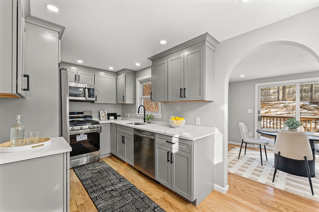 10 Van Brunt Street Boston, MA 02136 - Photo 8 of 30