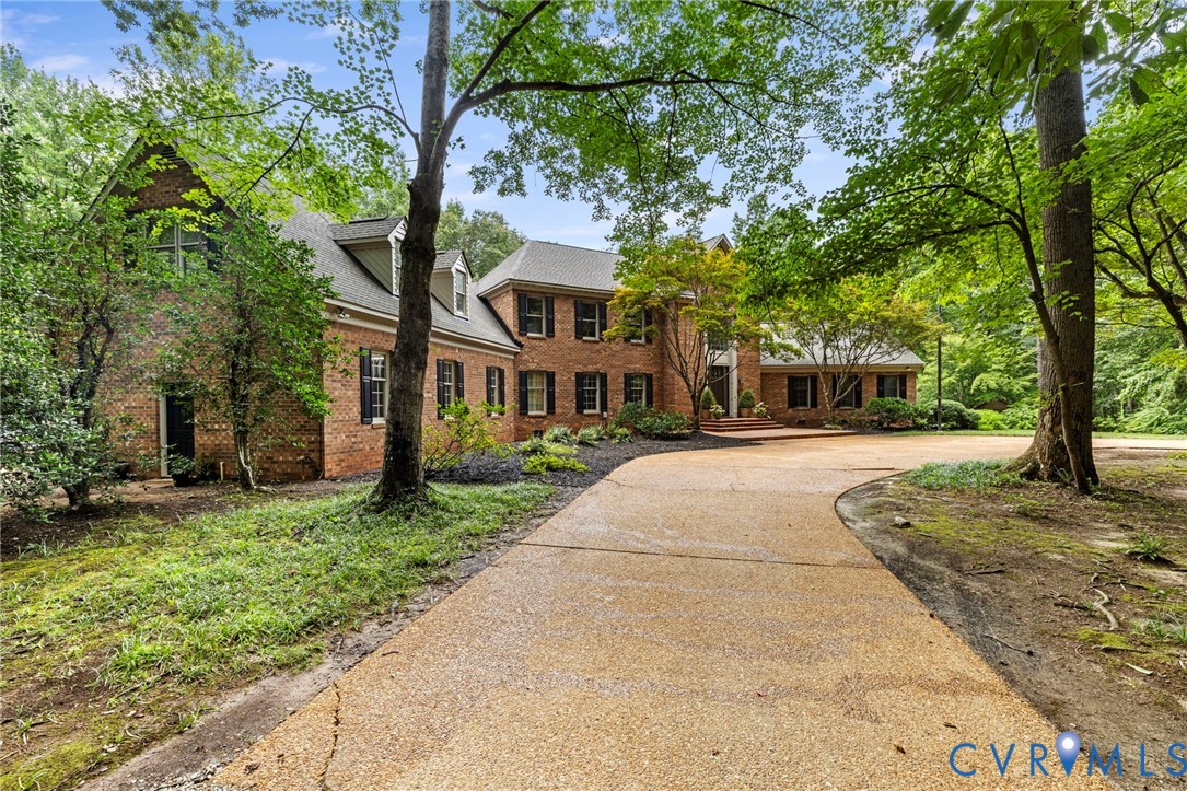 2125 Strawberry Run Crozier, VA 23039 - Photo 8 of 50 a front view of a house with a yard