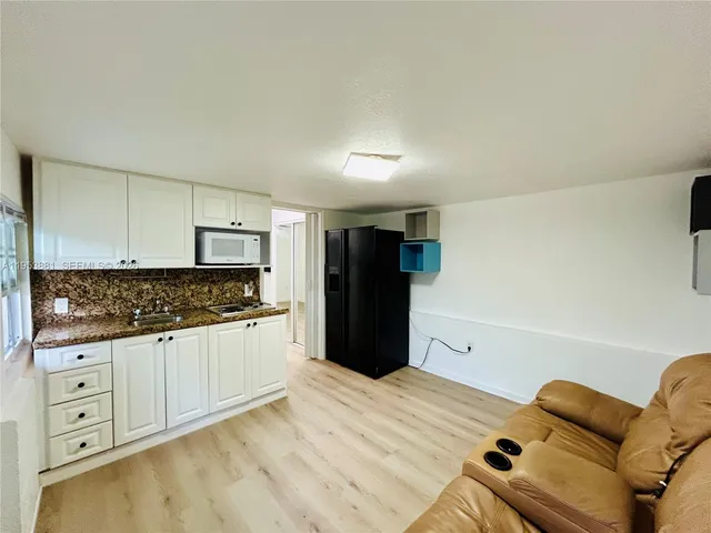 $1,500 | Essex Village, Hialeah, FL 33010