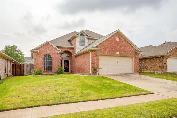 $397,000 | 8737 Sunset Trace Drive, Fort Worth, TX 76244