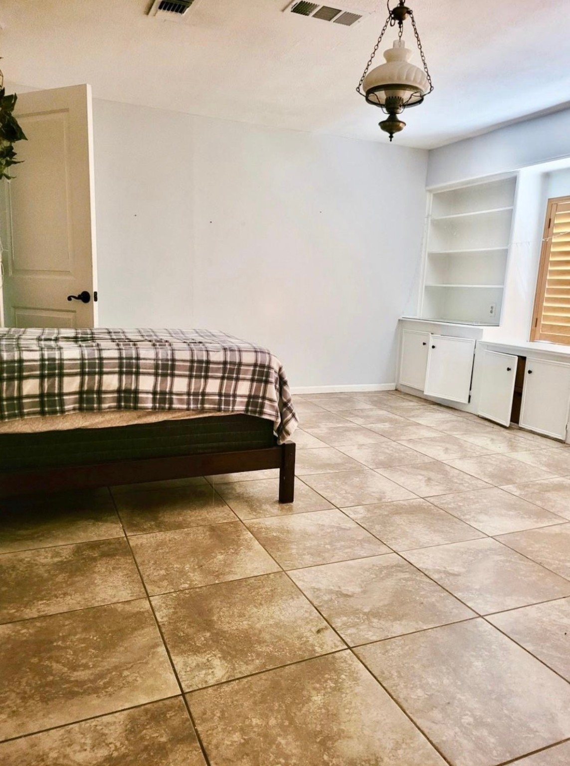 10211 Kerr Lane Conroe, TX 77385 - Photo 13 of 25 a view of a bedroom with furniture
