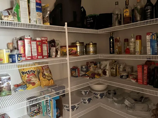 $685,000 | 960 Longwood Bluffs Circle, Murrells Inlet, SC 29576