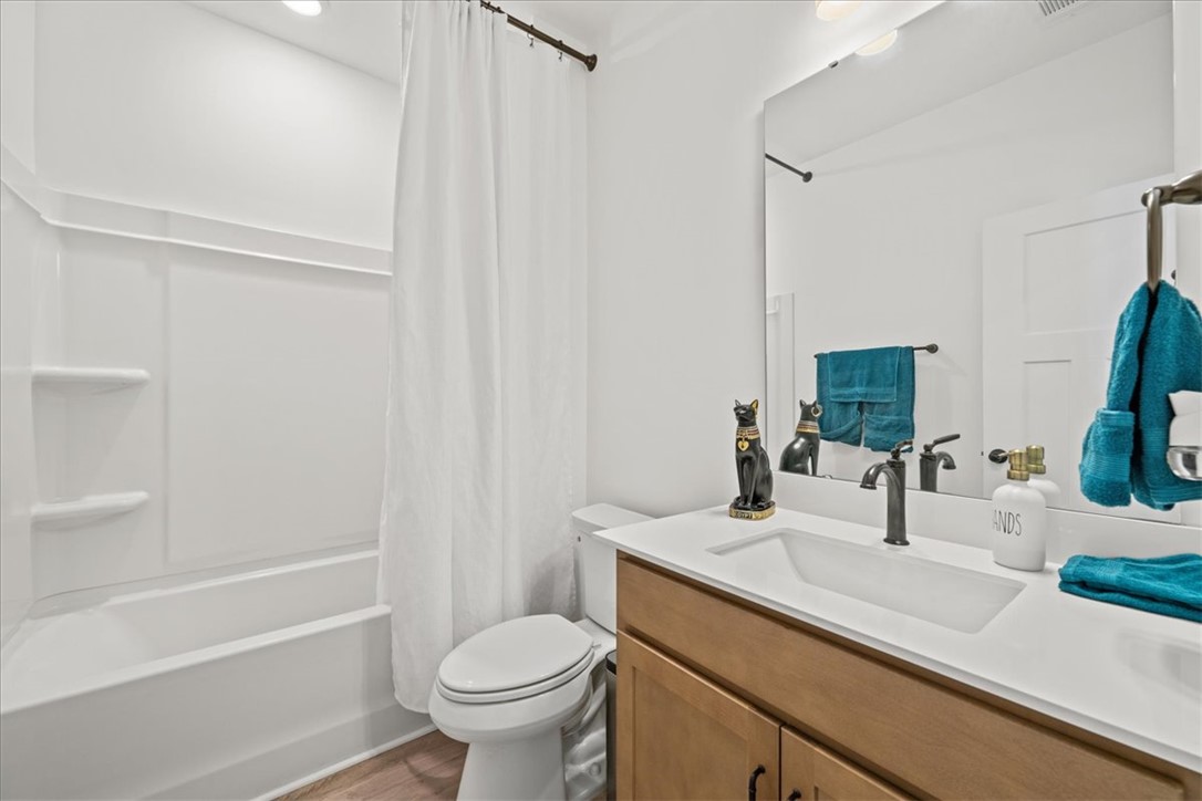 215 Founders Boulevard Central, SC 29630 - Photo 33 of 50 Upstairs