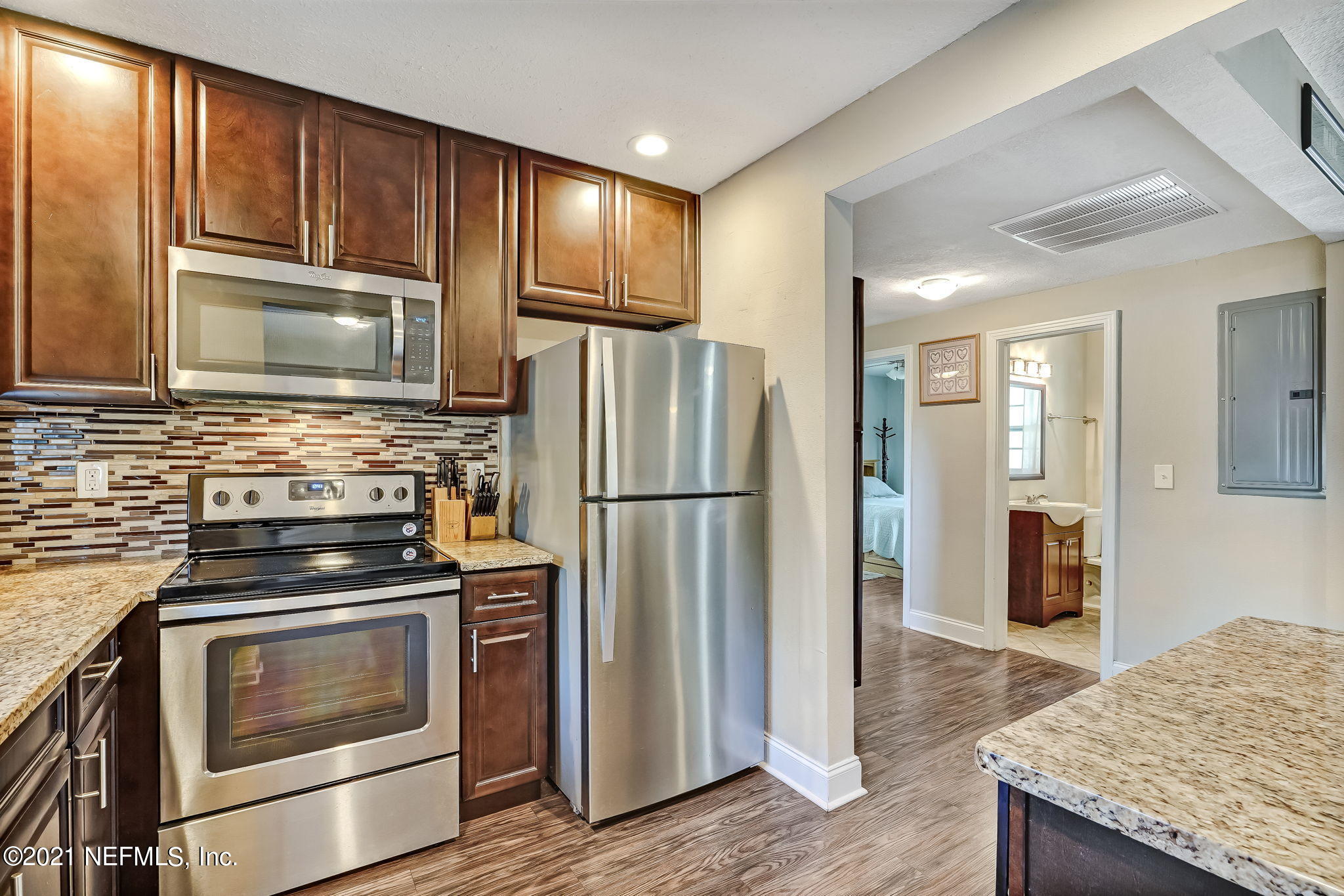 217 Sapelo Road Jacksonville, FL 32216 - Photo 20 of 42 Kitchen
