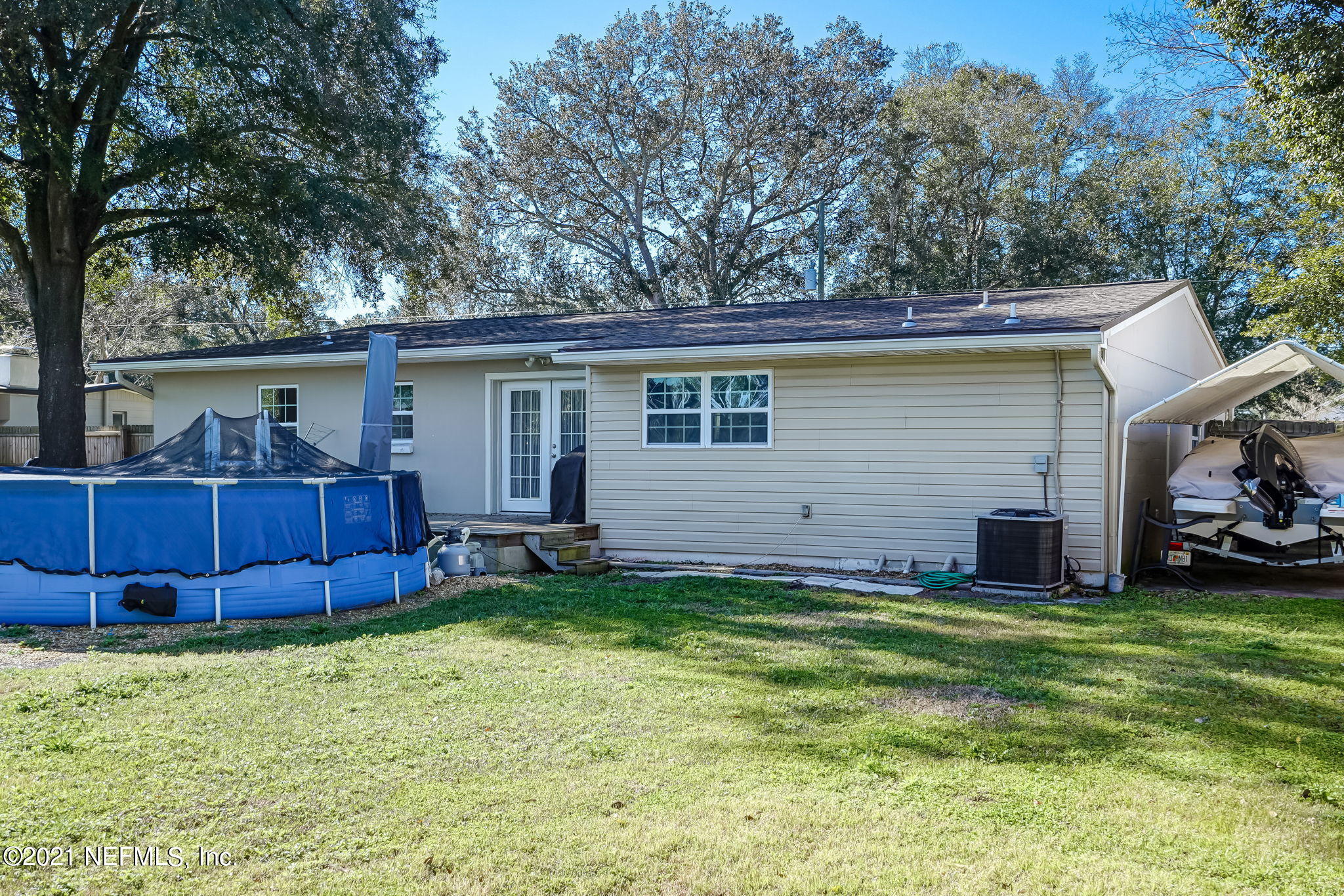 217 Sapelo Road Jacksonville, FL 32216 - Photo 40 of 42 Yard & Pool