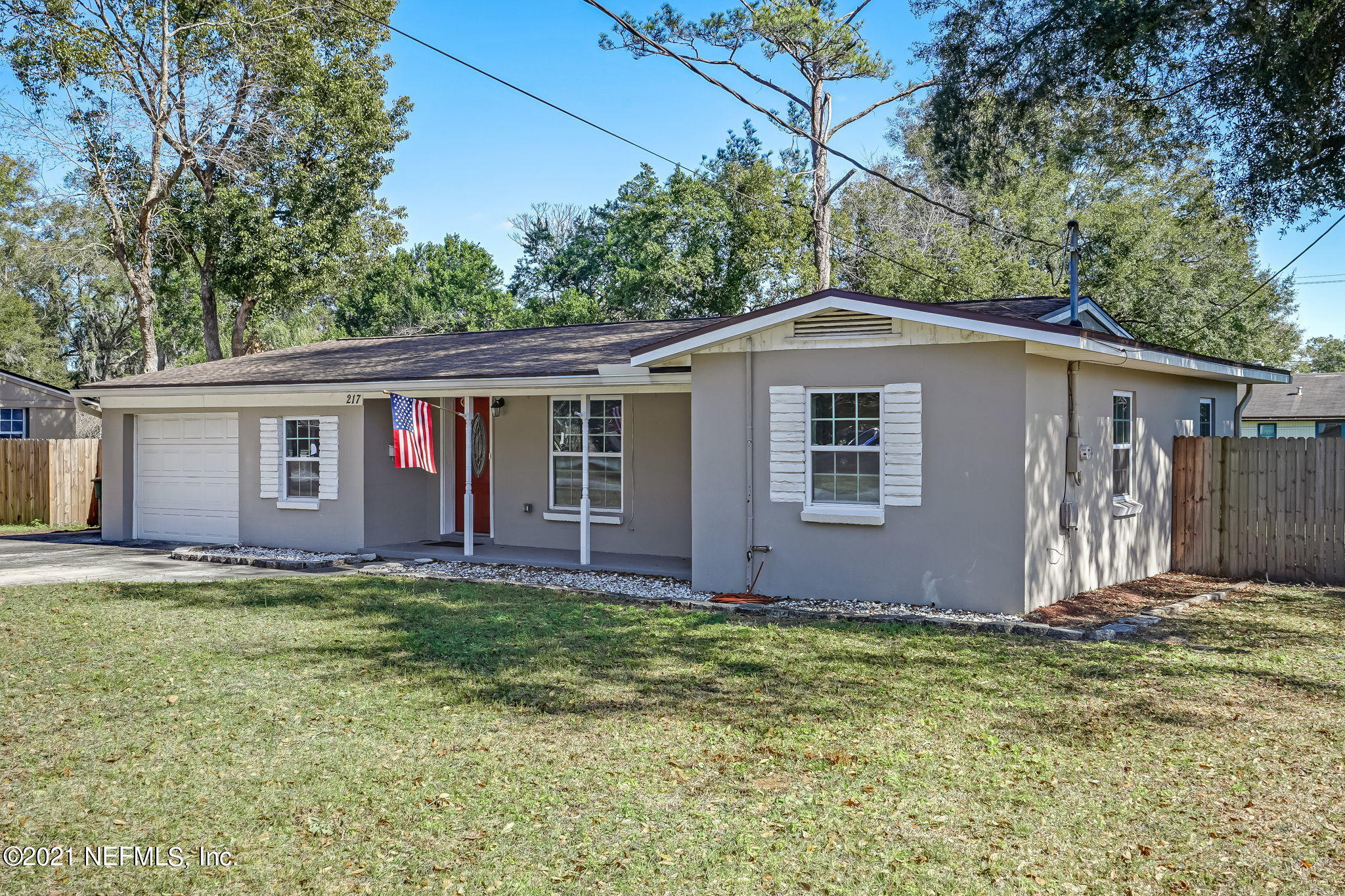 217 Sapelo Road Jacksonville, FL 32216 - Photo 4 of 42 View 4