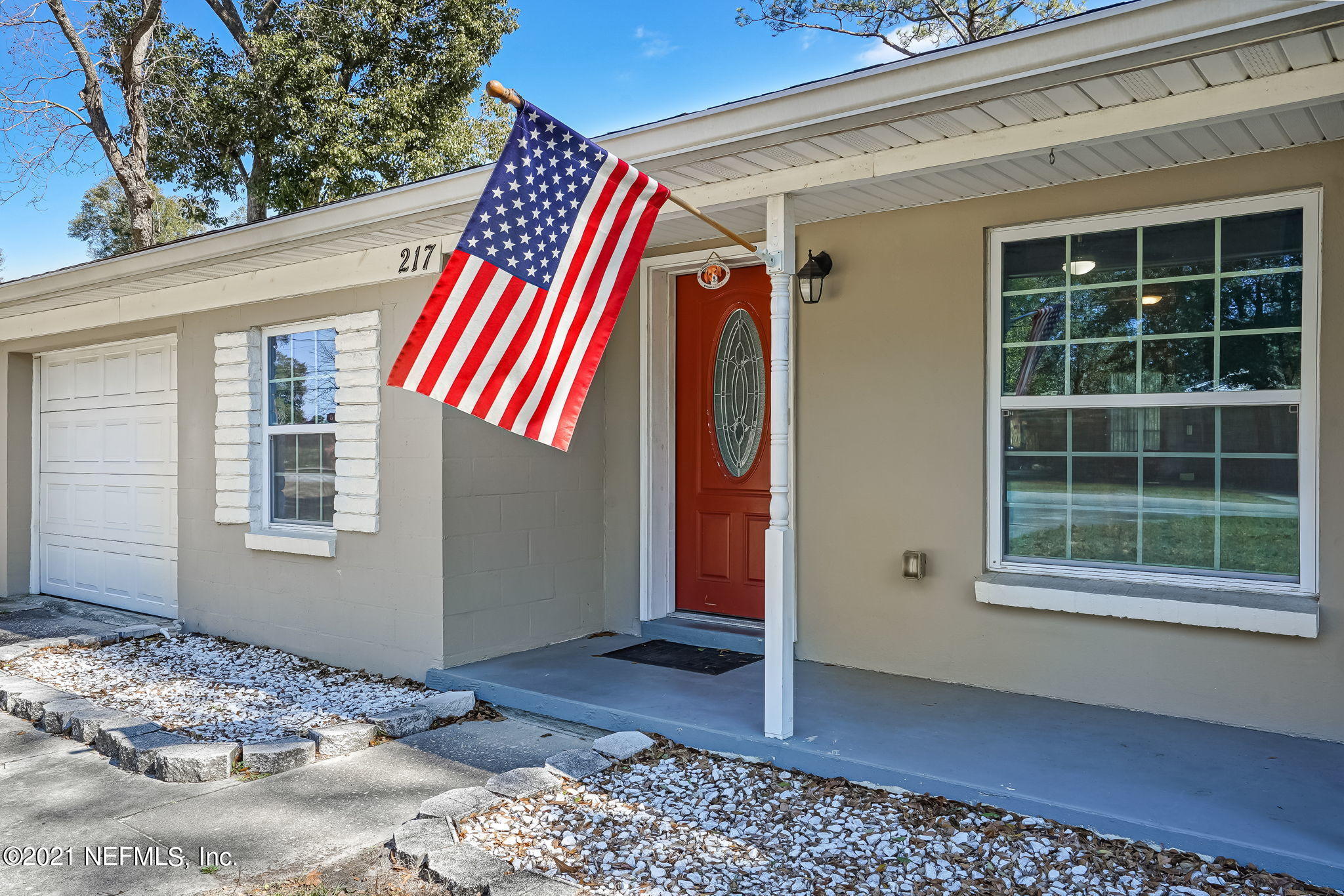 217 Sapelo Road Jacksonville, FL 32216 - Photo 5 of 42 View 5