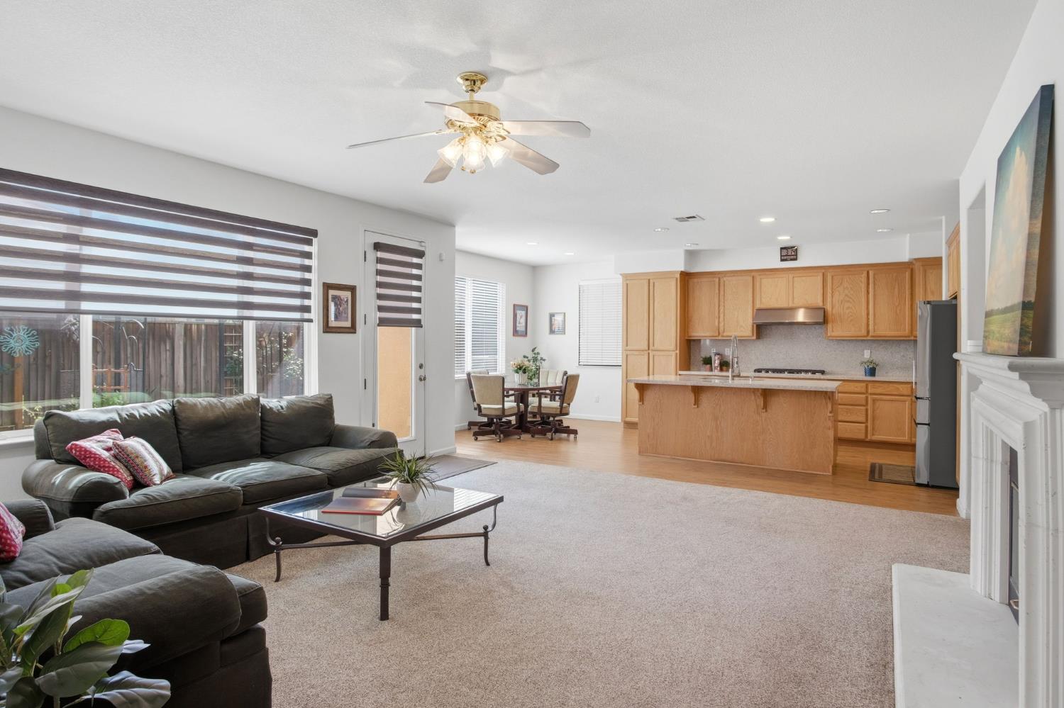 1950 Trail Way Turlock, CA 95382 - Photo 12 of 34