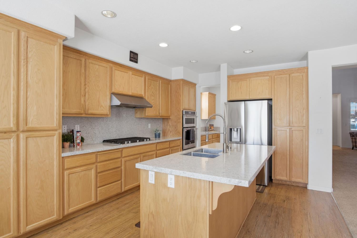 1950 Trail Way Turlock, CA 95382 - Photo 15 of 34