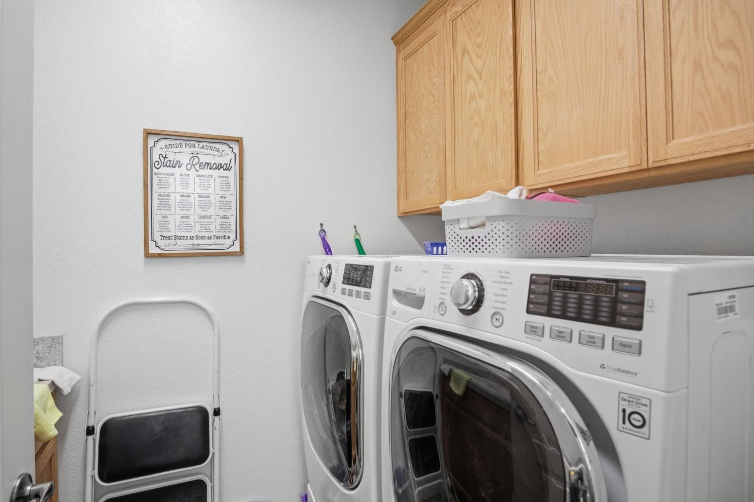 1950 Trail Way Turlock, CA 95382 - Photo 17 of 34