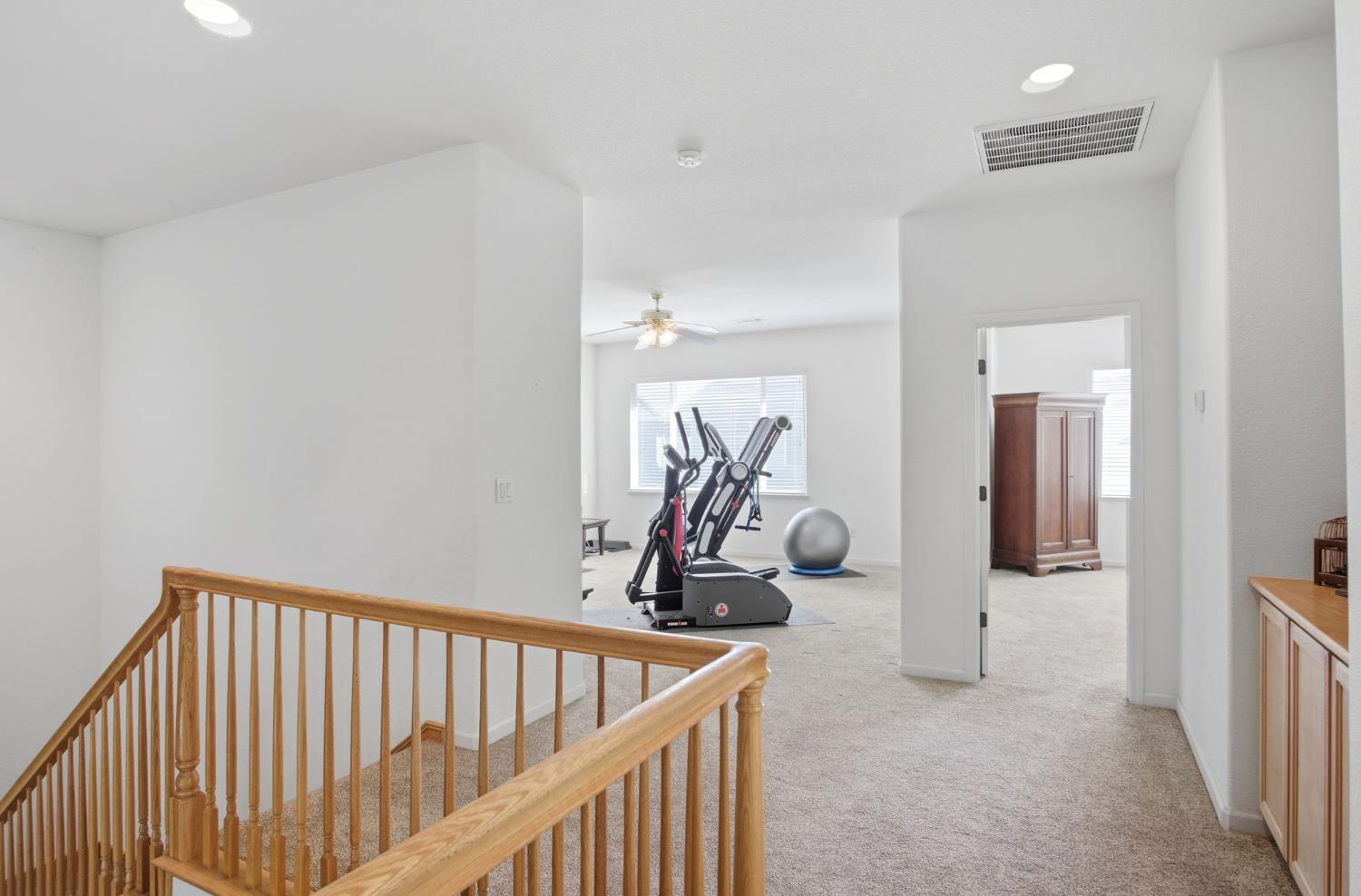 1950 Trail Way Turlock, CA 95382 - Photo 21 of 34