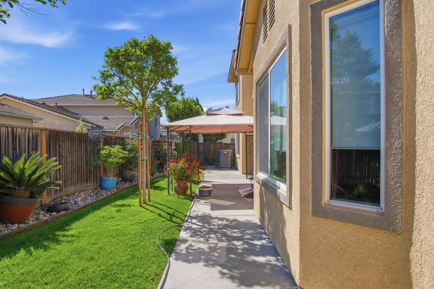 1950 Trail Way Turlock, CA 95382 - Photo 32 of 34