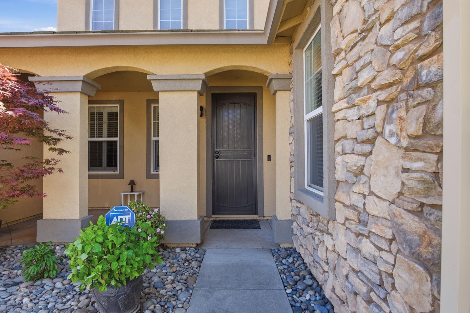 1950 Trail Way Turlock, CA 95382 - Photo 4 of 34