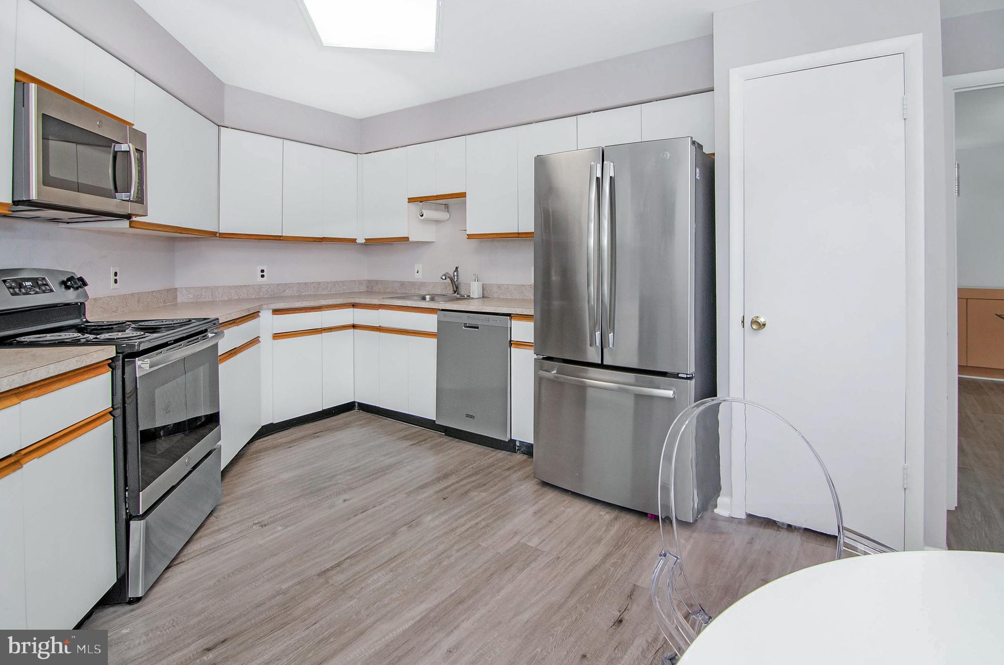 3041 Fallstaff Road, Unit 403D Baltimore, MD 21209 - Photo 8 of 16