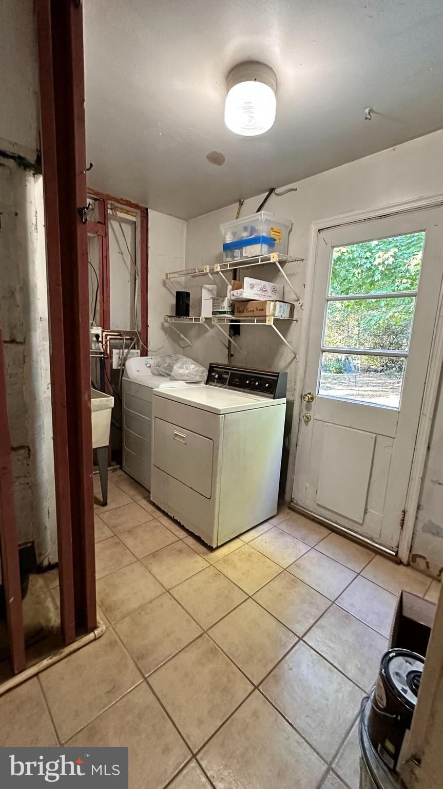 8334 Idylwood Road Vienna, VA 22182 - Photo 18 of 24