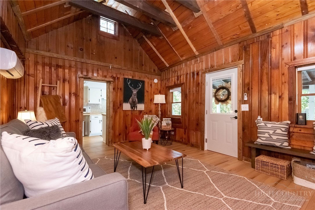 284 Grady Winkler Road Boone, NC 28607 - Photo 11 of 39