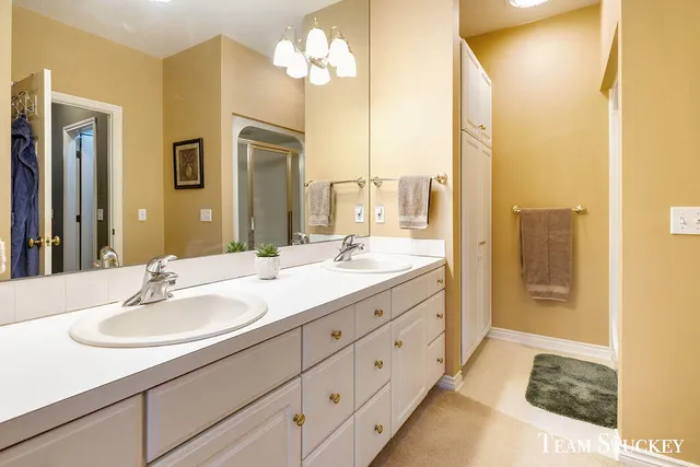 $690,000 | 8550 Garbow Court, Alto, MI 49302