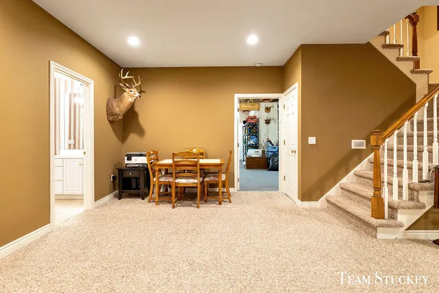 $690,000 | 8550 Garbow Court, Alto, MI 49302