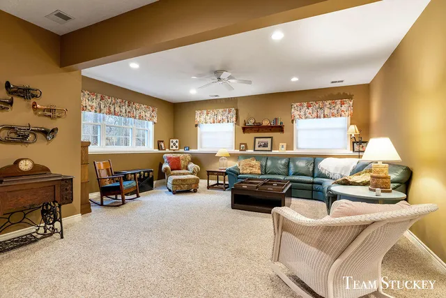 $690,000 | 8550 Garbow Court, Alto, MI 49302