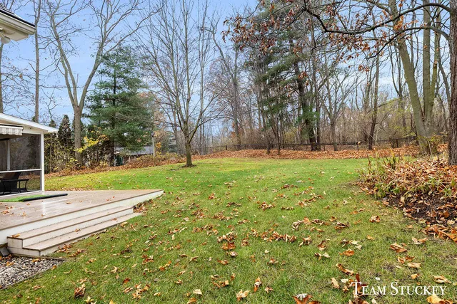 $690,000 | 8550 Garbow Court, Alto, MI 49302