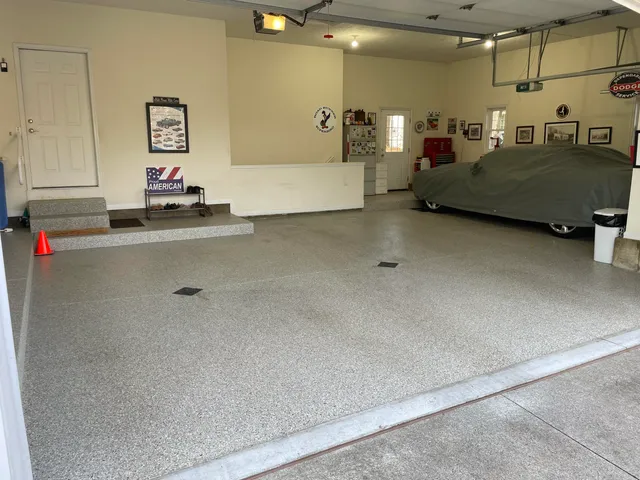 $690,000 | 8550 Garbow Court, Alto, MI 49302