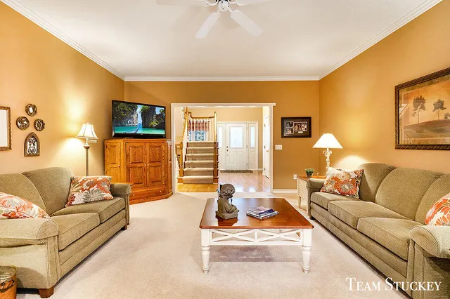 $690,000 | 8550 Garbow Court, Alto, MI 49302