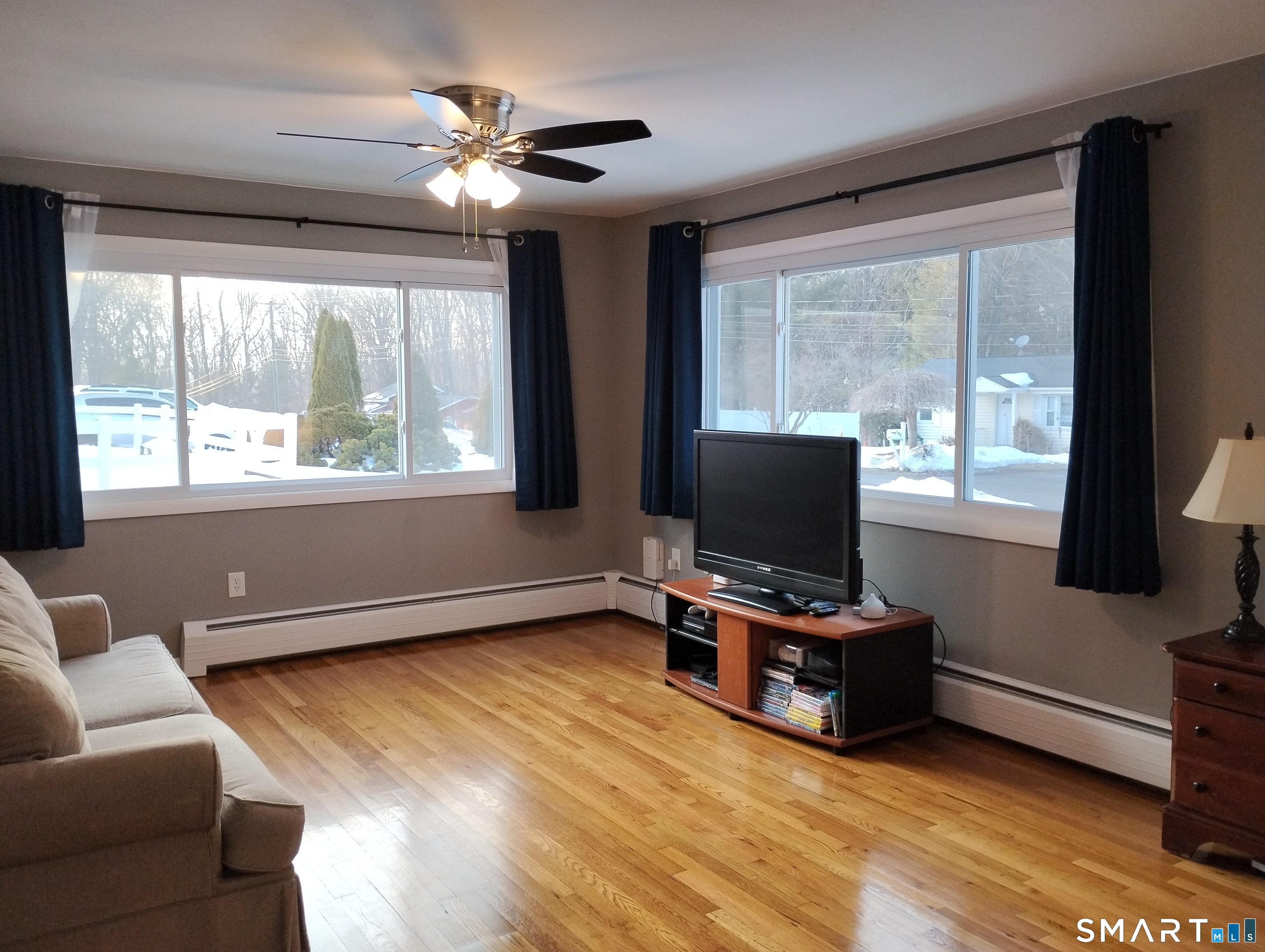 183 Amity Street Meriden, CT 06450 - Photo 17 of 40