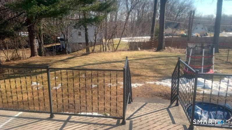 183 Amity Street Meriden, CT 06450 - Photo 9 of 40