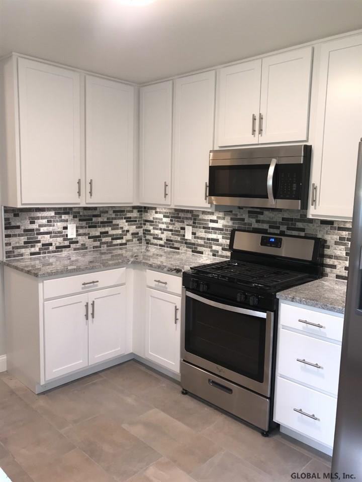 4312 Consaul Road Niskayuna, NY 12304 - Photo 7 of 19 Photo 7