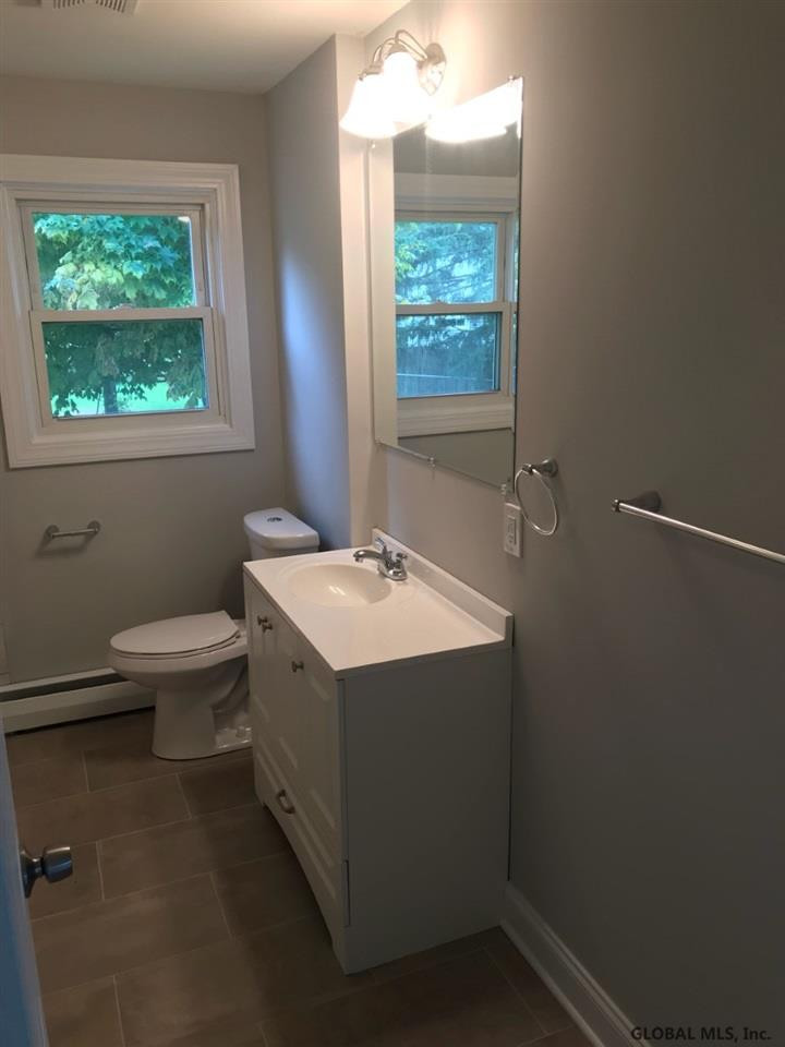 4312 Consaul Road Niskayuna, NY 12304 - Photo 10 of 19 Photo 10
