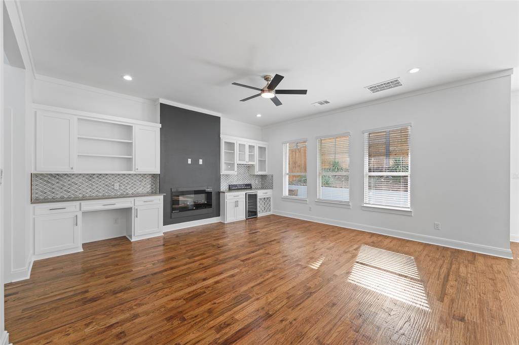 1320 Compton Street Dallas, TX 75203 - Photo 11 of 40