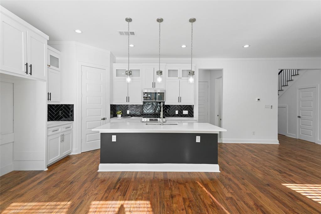 1320 Compton Street Dallas, TX 75203 - Photo 14 of 40