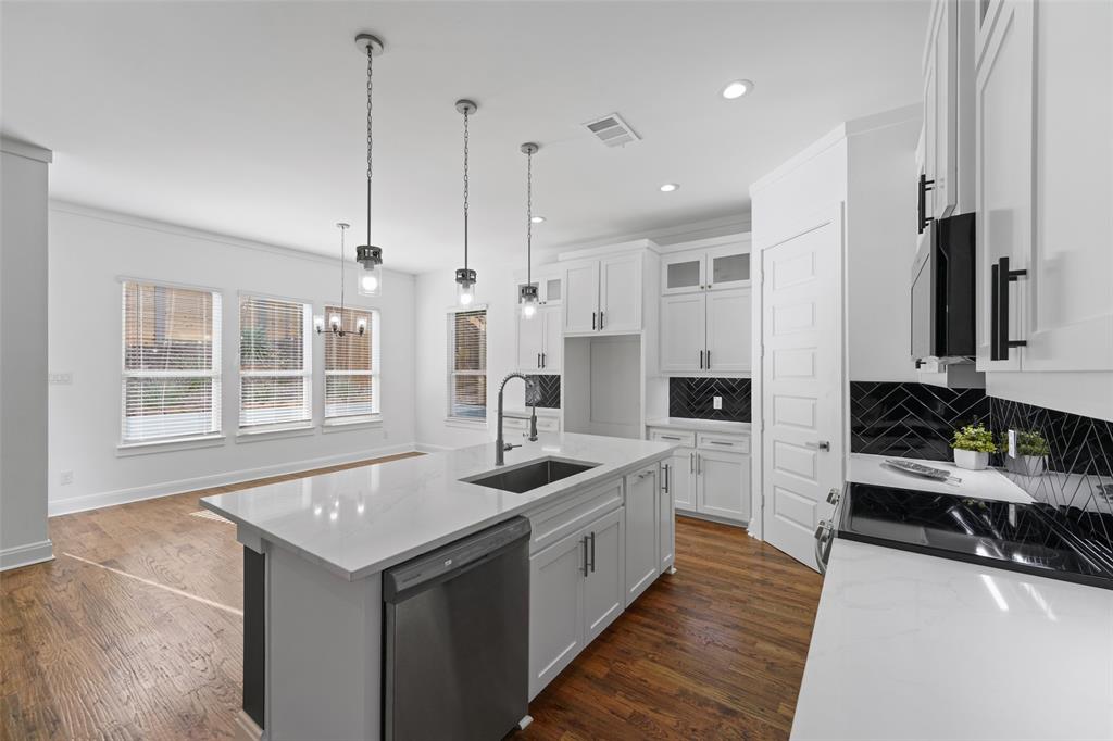 1320 Compton Street Dallas, TX 75203 - Photo 16 of 40