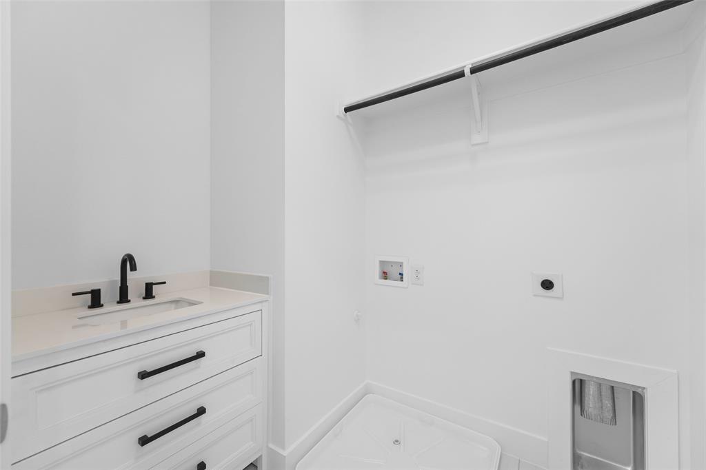 1320 Compton Street Dallas, TX 75203 - Photo 29 of 40