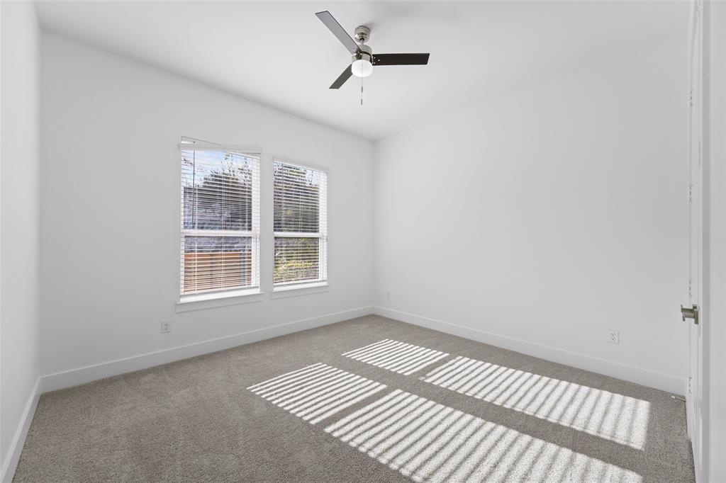 1320 Compton Street Dallas, TX 75203 - Photo 34 of 40