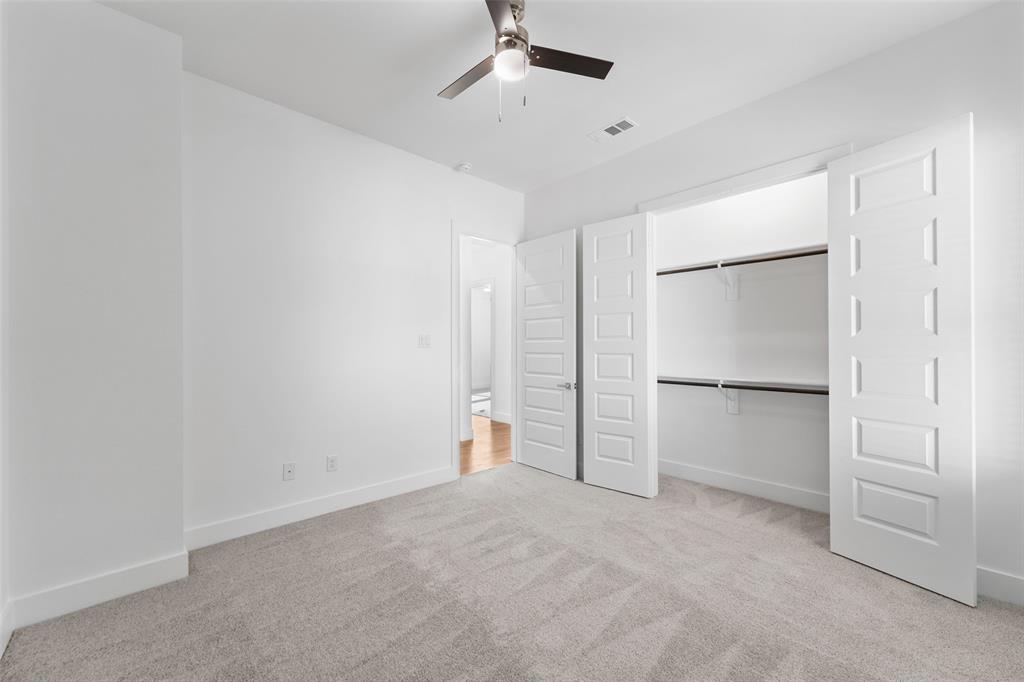 1320 Compton Street Dallas, TX 75203 - Photo 36 of 40