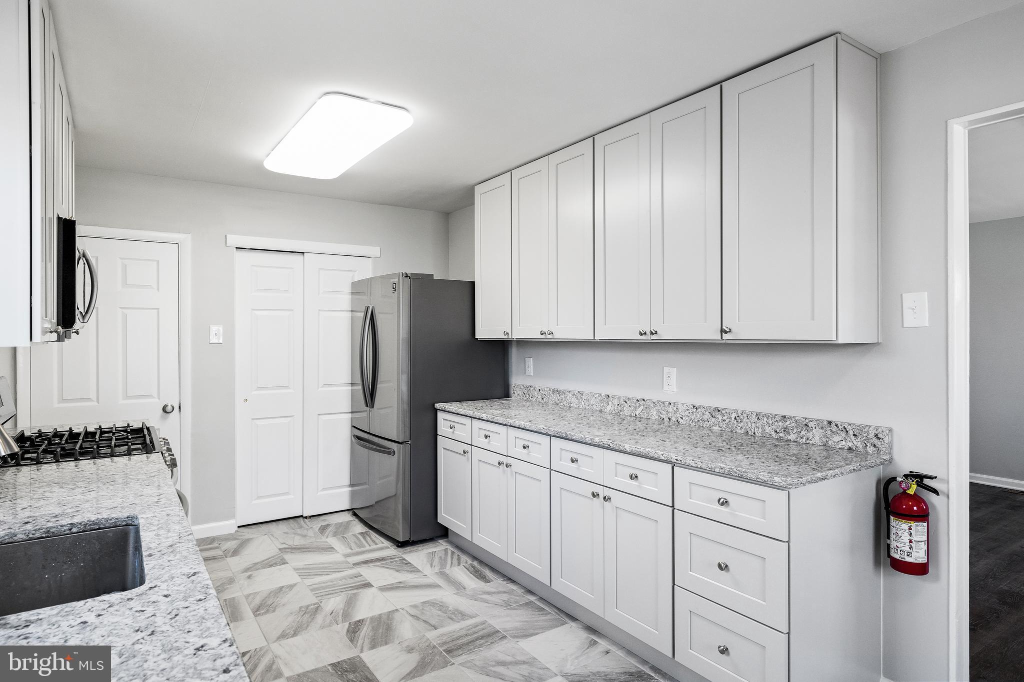 706 Jackson Avenue Magnolia, NJ 08049 - Photo 12 of 23