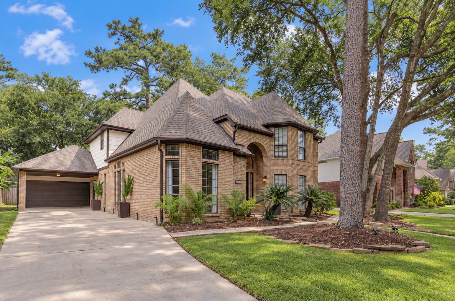 6906 Cherry Hills Road Houston, TX 77069 - Photo 2 of 47 Gallery Image 2