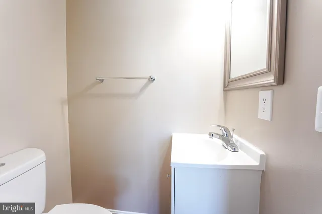 $1,549 | 3107 Shawnee Drive, Unit 11, Winchester, VA 22601