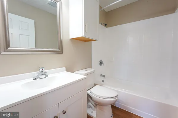 $1,549 | 3107 Shawnee Drive, Unit 11, Winchester, VA 22601