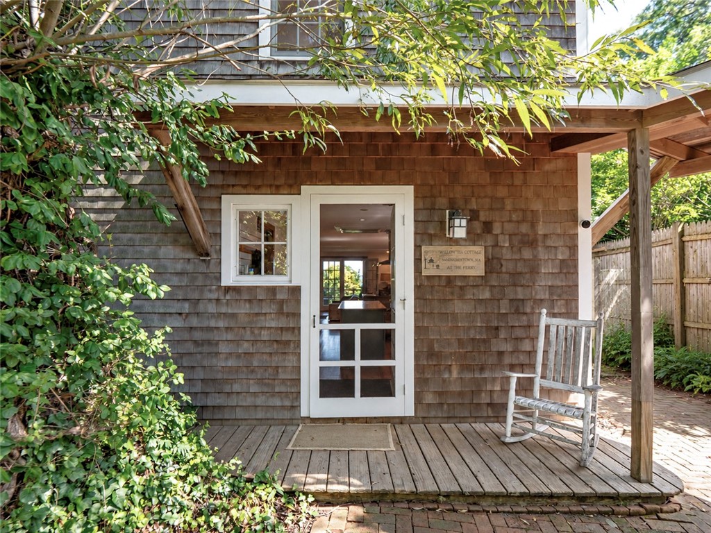 210 Ferry Road North Kingstown, RI 02874 - Photo 2 of 35 Gallery Image 2