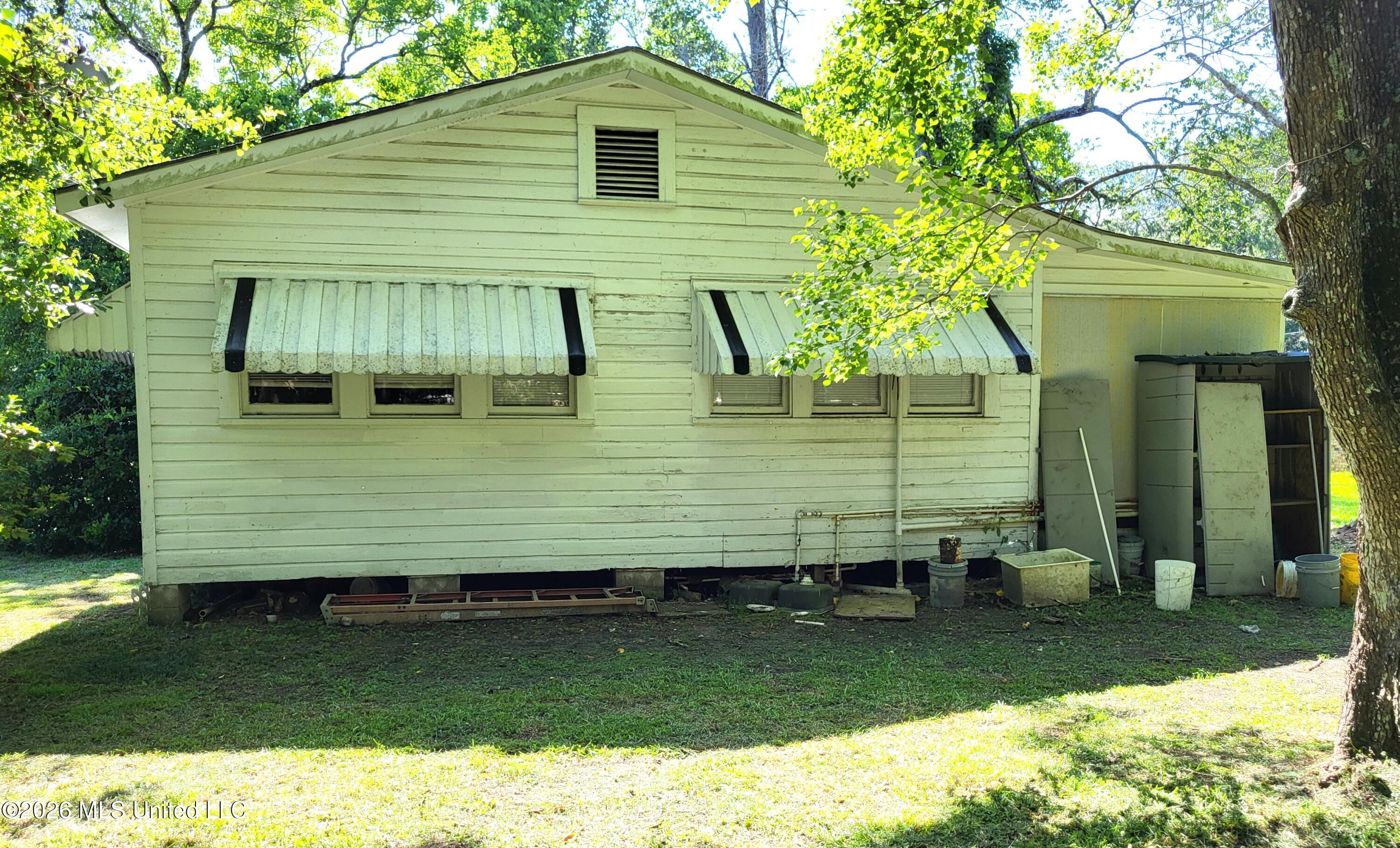 6912 Springwater Street Moss Point, MS 39563 - Photo 5 of 19 5