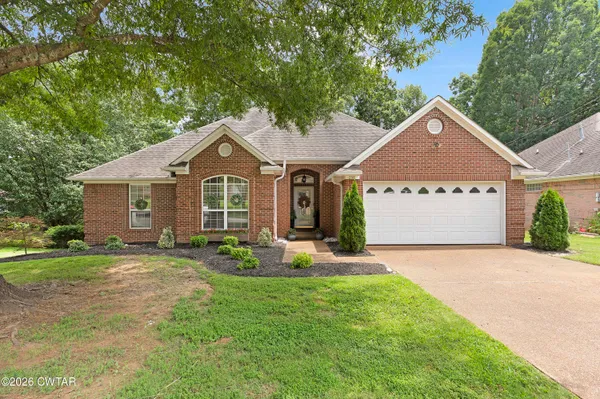 $300,000 | 258 Executive Drive, Jackson, TN 38305