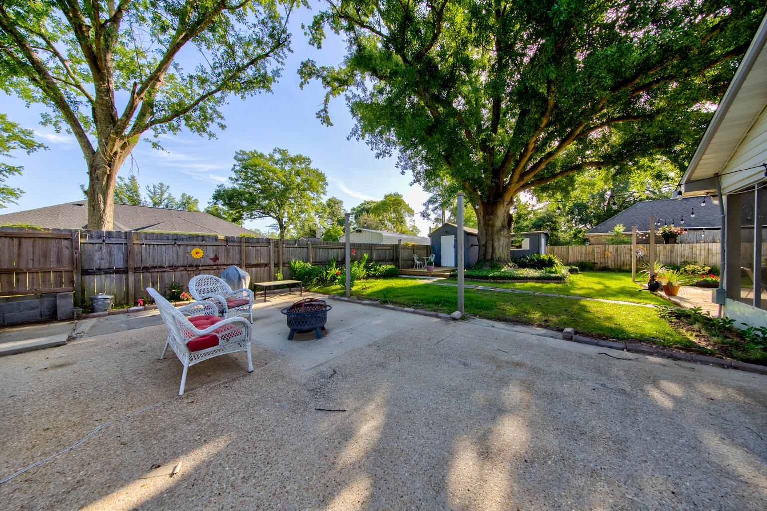 304 West Palm Avenue Foley, AL 36535 - Photo 15 of 18 Patio