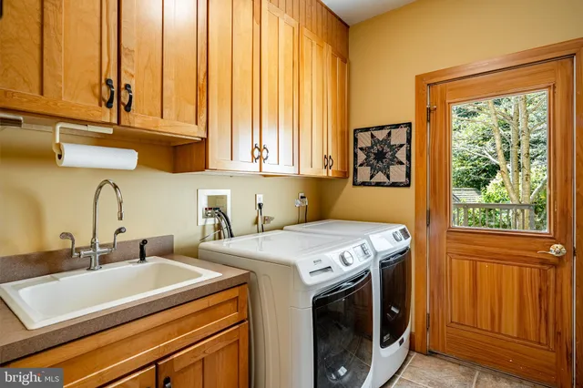 $2,450,000 | 438 Ground Hog College Road, West Chester, PA 19382