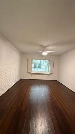 $1,550 | 2744 Briarhurst Drive, Unit 2, Houston, TX 77057