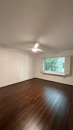 $1,550 | 2744 Briarhurst Drive, Unit 2, Houston, TX 77057